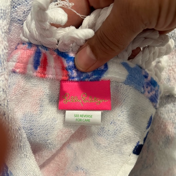 Lilly Pulitzer Beach Towel Party Like A‎ Lobstar - Picture 5 of 6